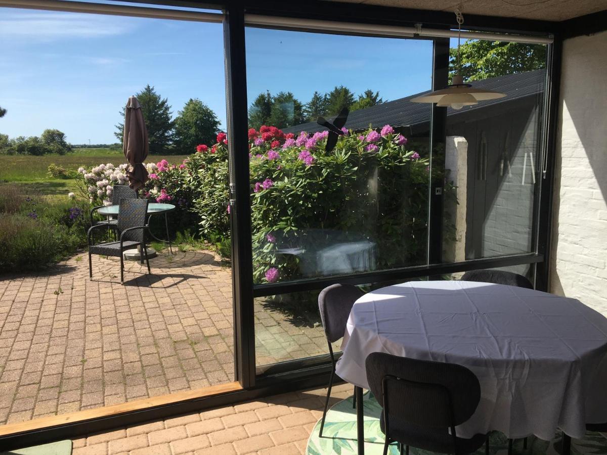 Harvey'S Bed & Breakfast Hjørring Exteriör bild
